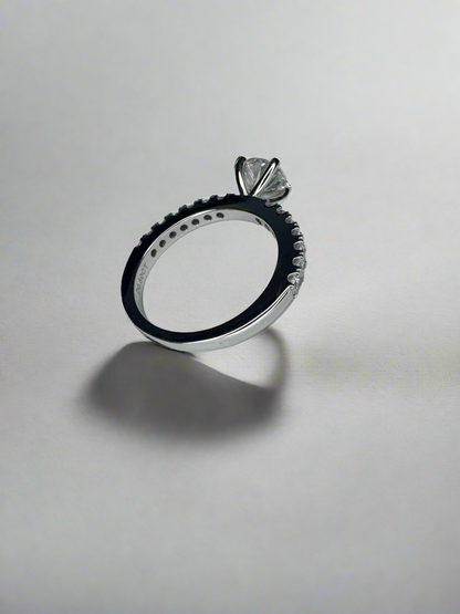 Lily 0.8CT